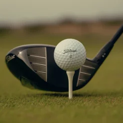 Pro V1 Golfball Golfshopen.no Logo Hvit