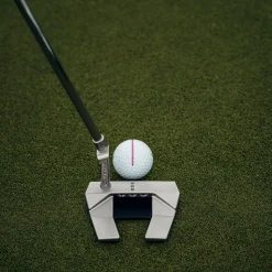 Pro V1 Rosa AIM Performance Golfball
