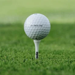 TP5 2024 Golfball Hvit